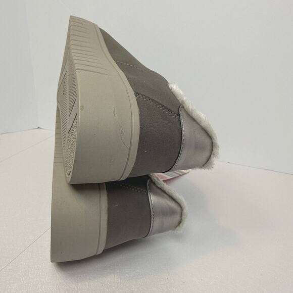 Serra Warmlined Sneakers | Gray | Size 9 - Picture 8 of 9